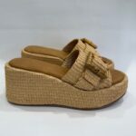 Sandalo con zeppa Exè in rafia beige art.25001