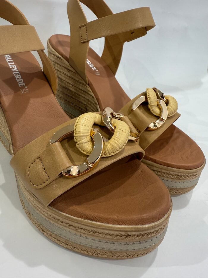 Sandali con zeppa Valleverde avorio con accessorio art.49201 - immagine 4