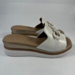 Ciabatta Repo bianco con accessorio art.10124