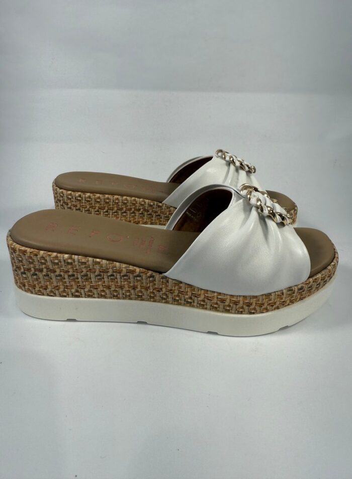 Ciabatta Repo bianca art.50140 - immagine 1