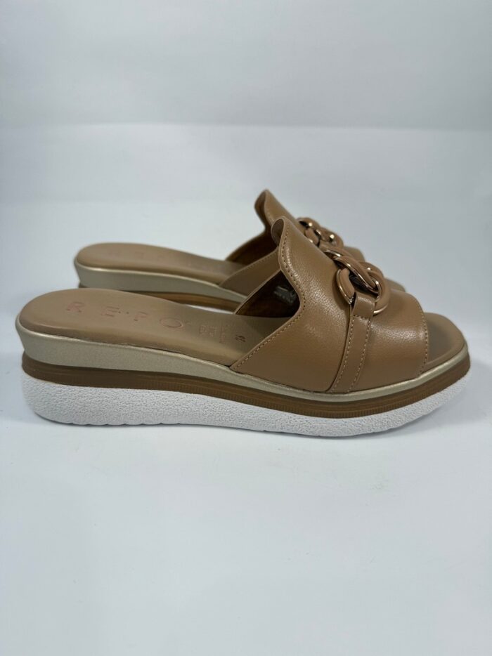 Ciabatta Repo camel con accessorio art.10124 - immagine 1