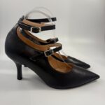 Décolleté Onde Piane nero con fibbie art.6424